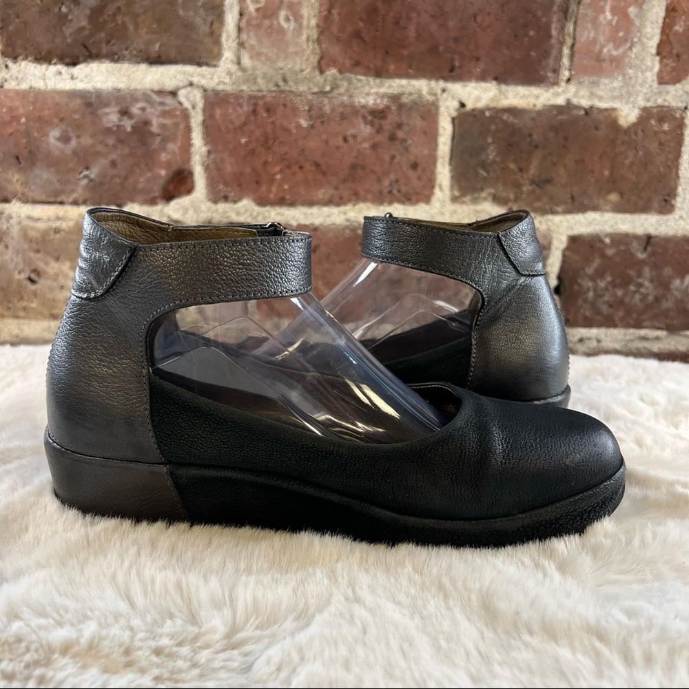 Fly London Gray & Black Wedge Slip-On Shoes Sz 39/9 - Picture 6 of 12